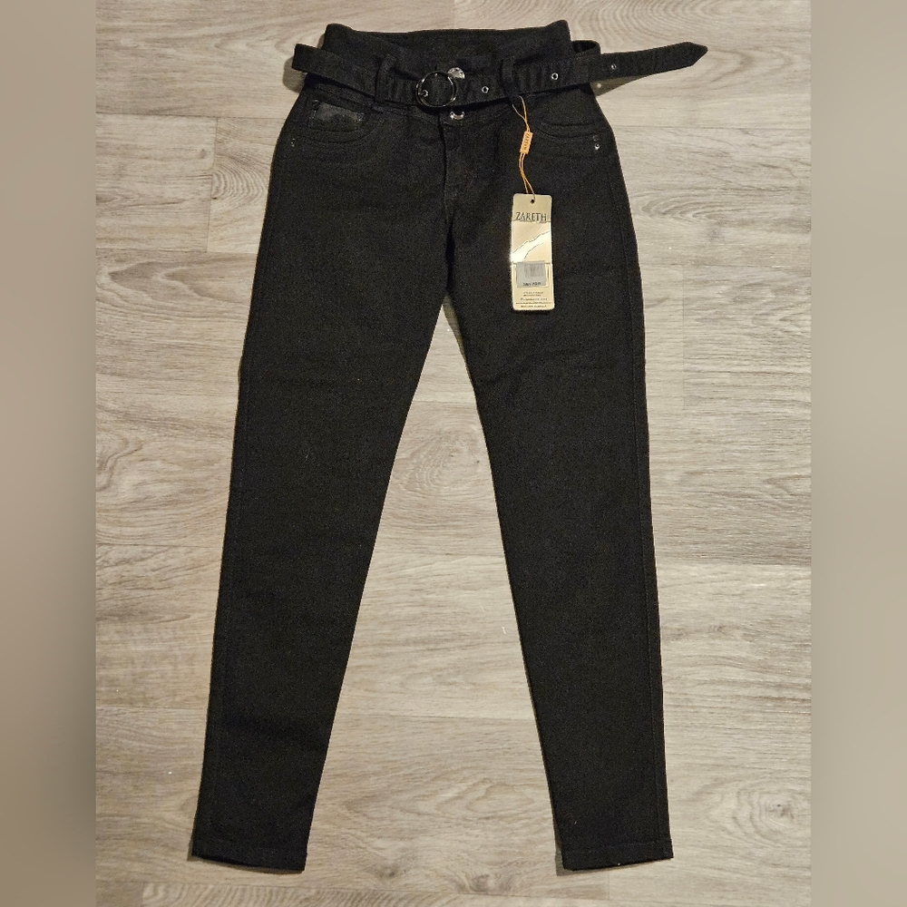 Elegant Women's Black Skinny Jeans